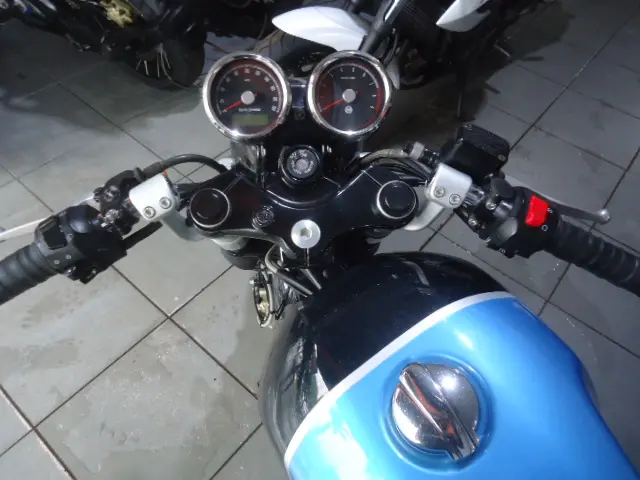 ROYAL ENFIELD Interceptor 650 - Foto