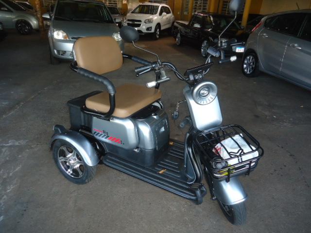 SCOOTER Triciclo