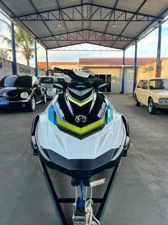 SEA DOO GTI 130 - Foto