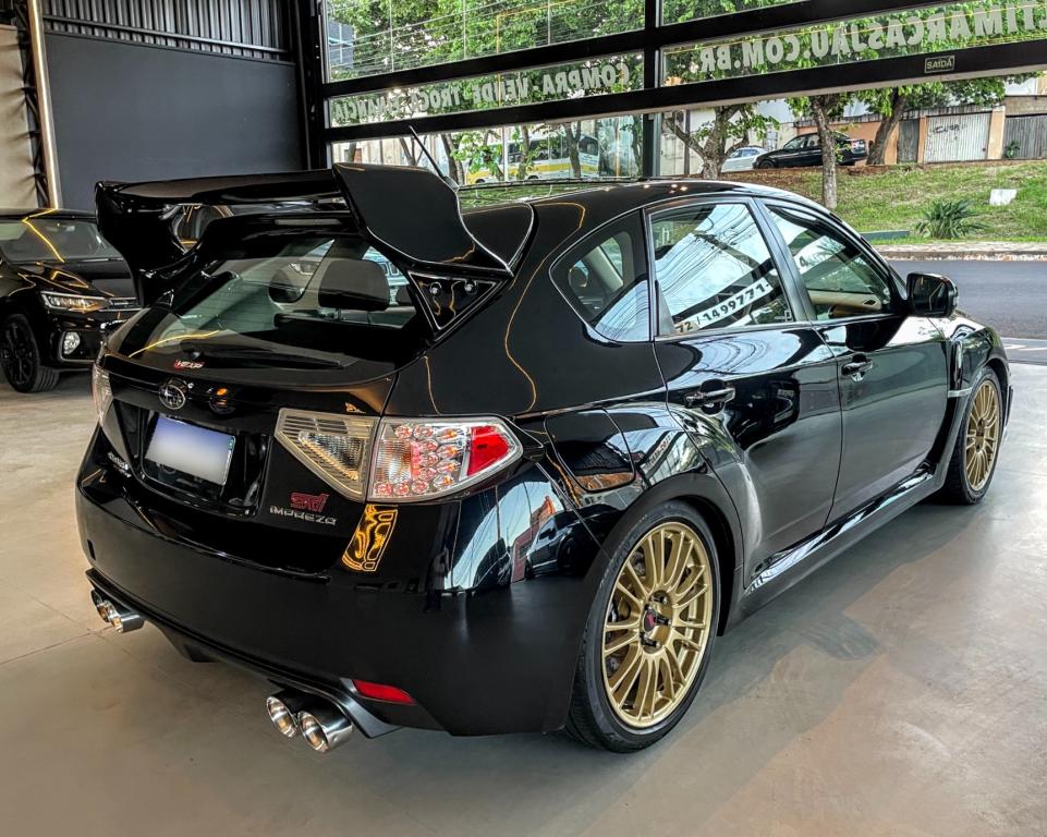 SUBARU Impreza Hatch - Foto