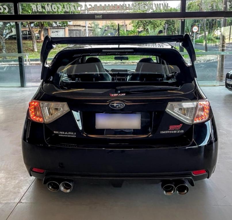 SUBARU Impreza Hatch - Foto