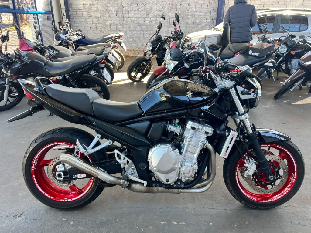 SUZUKI Bandit 1250