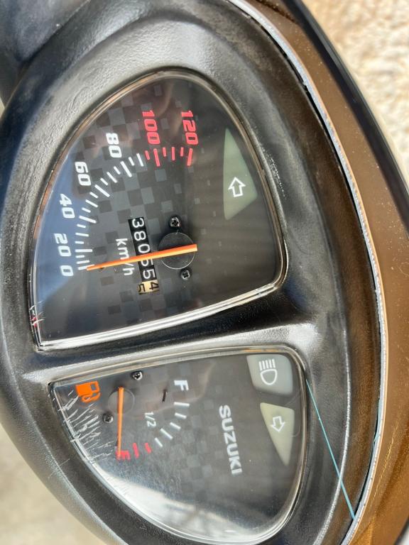 SUZUKI Burgman 125 - Foto