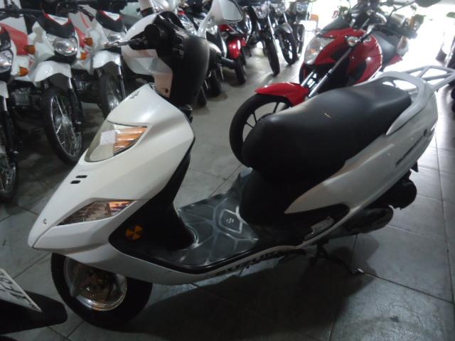 SUZUKI Burgman 125 - Foto