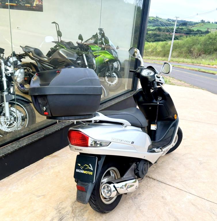 SUZUKI Burgman 125 - Foto