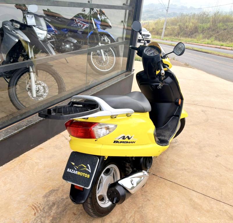 SUZUKI Burgman 125 - Foto