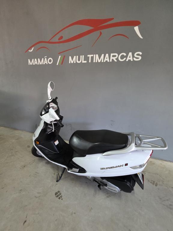 SUZUKI Burgman 125 - Foto