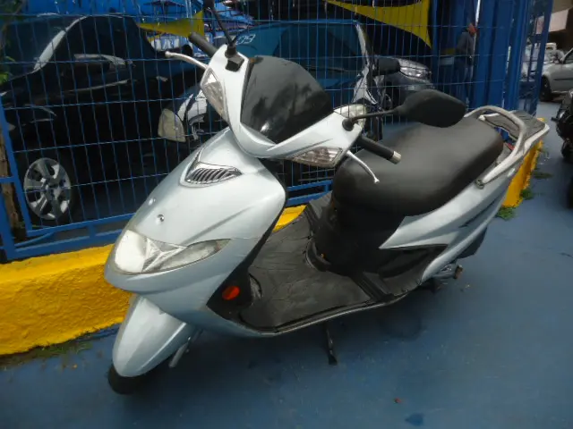 SUZUKI Burgman 125