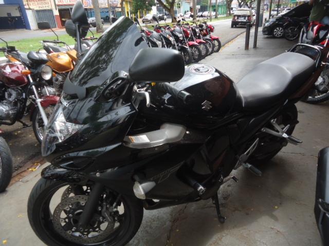 SUZUKI GSX 650 F - Foto