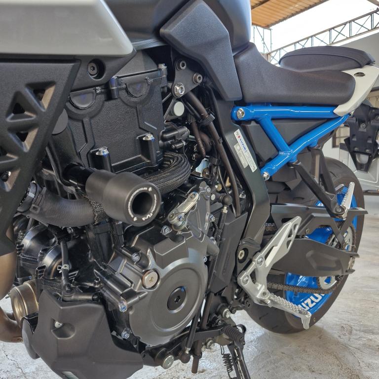 SUZUKI GSX 8S - Foto