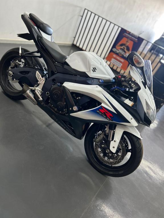 SUZUKI GSX-R 750 Srad - Foto