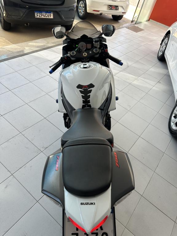 SUZUKI GSX-R 750 Srad - Foto