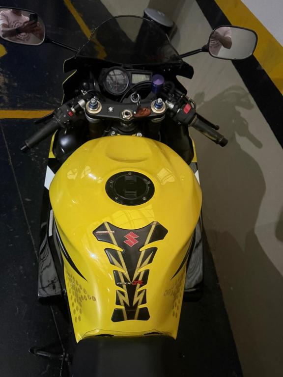 SUZUKI GSX-R 750 Srad - Foto