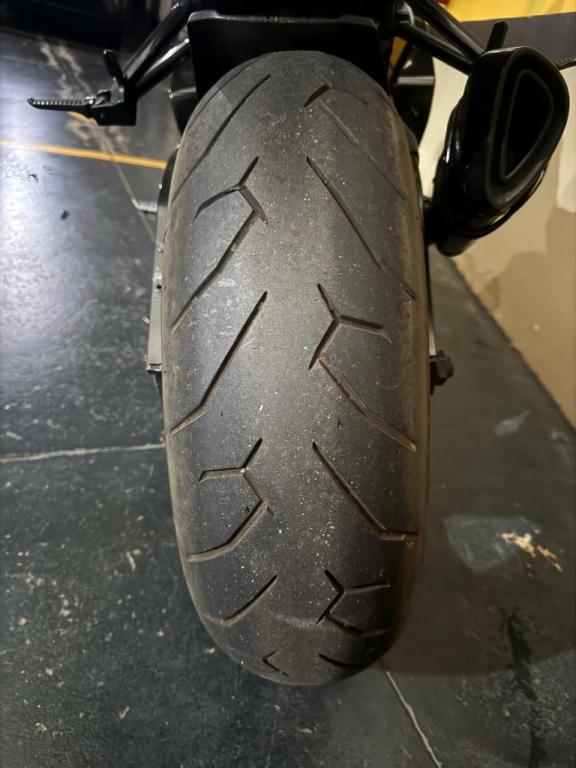 SUZUKI GSX-R 750 Srad - Foto