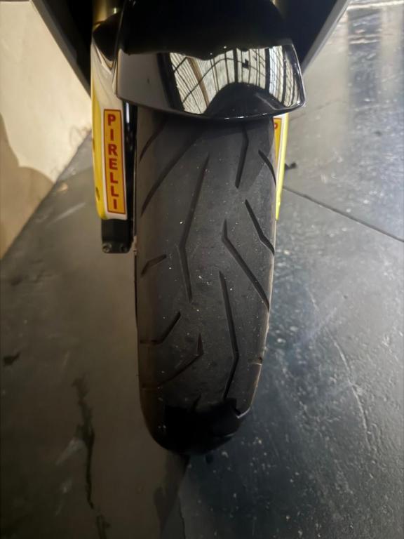 SUZUKI GSX-R 750 Srad - Foto