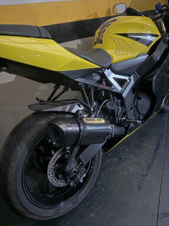 SUZUKI GSX-R 750 Srad - Foto