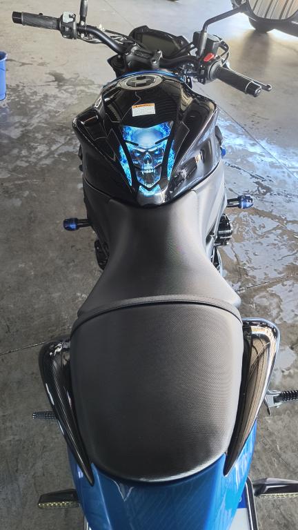 SUZUKI GSX-S 1000 - Foto