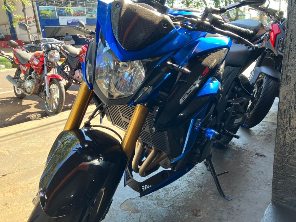 SUZUKI GSX-S 750