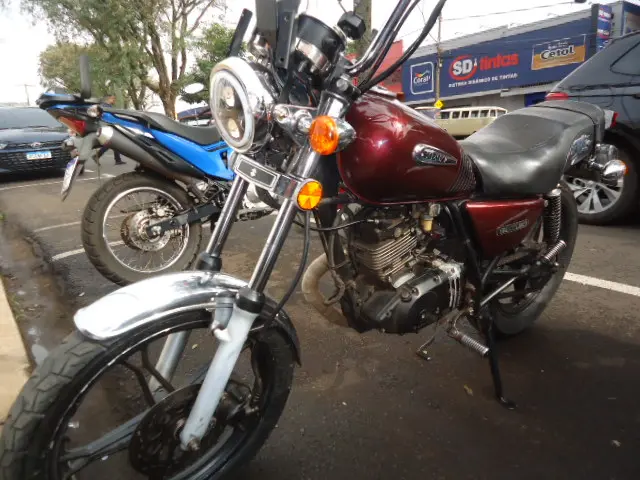 SUZUKI Intruder 125 - Foto