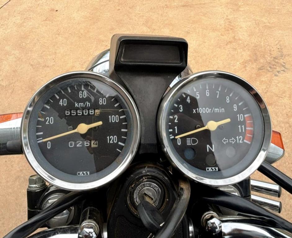SUZUKI Intruder 125 - Foto