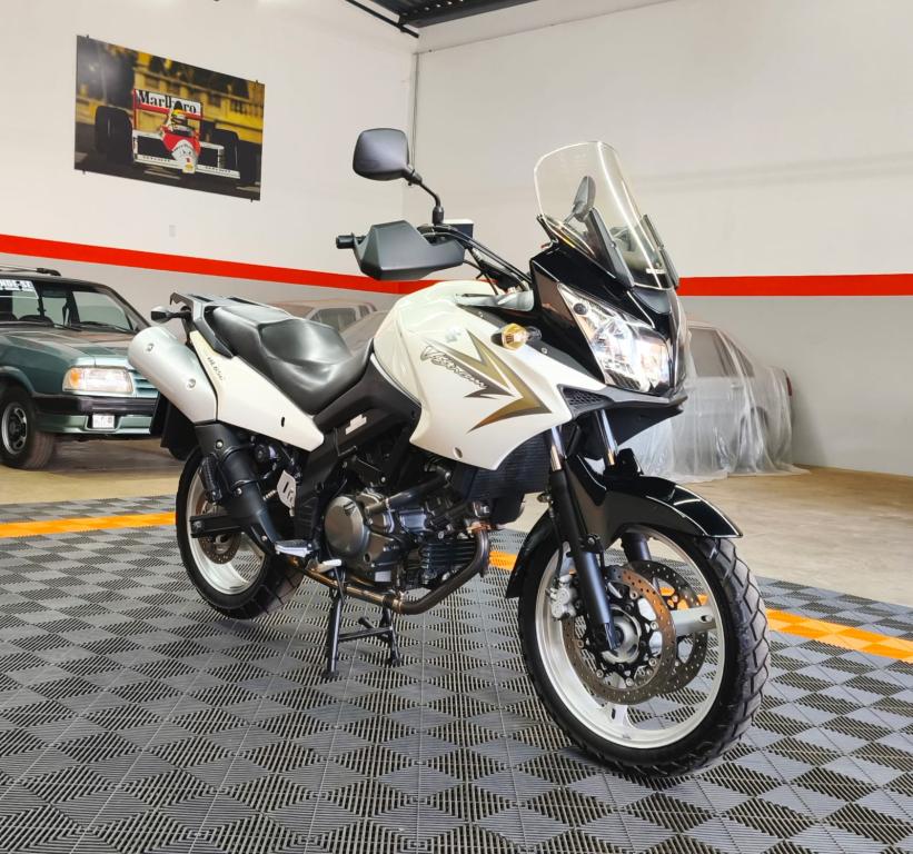 SUZUKI V-Strom DL 650