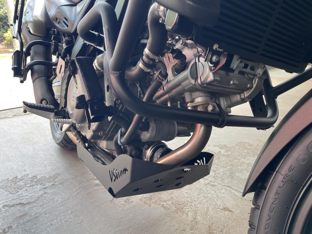 SUZUKI V-Strom DL 650 - Foto