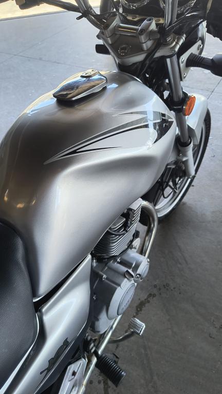 SUZUKI Yes 125 - Foto