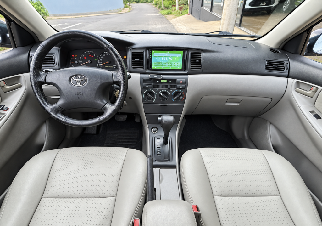 TOYOTA Corolla - Foto