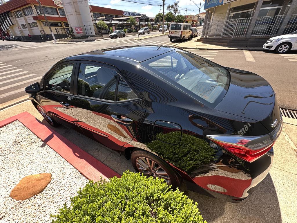 TOYOTA Corolla - Foto