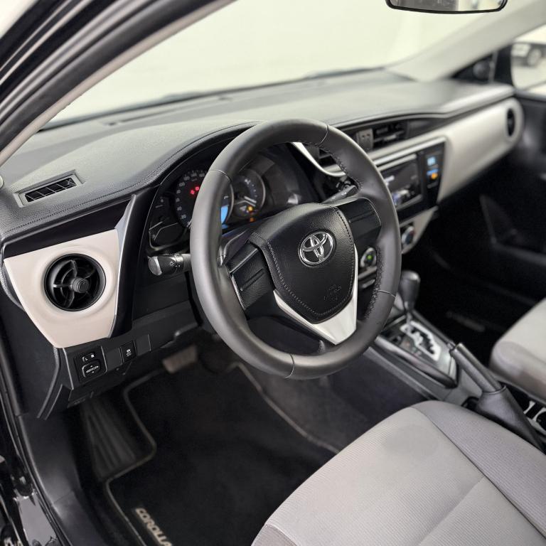 TOYOTA Corolla - Foto