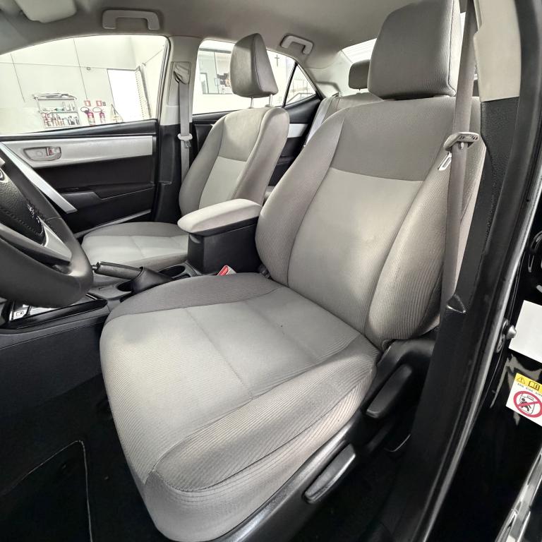 TOYOTA Corolla - Foto