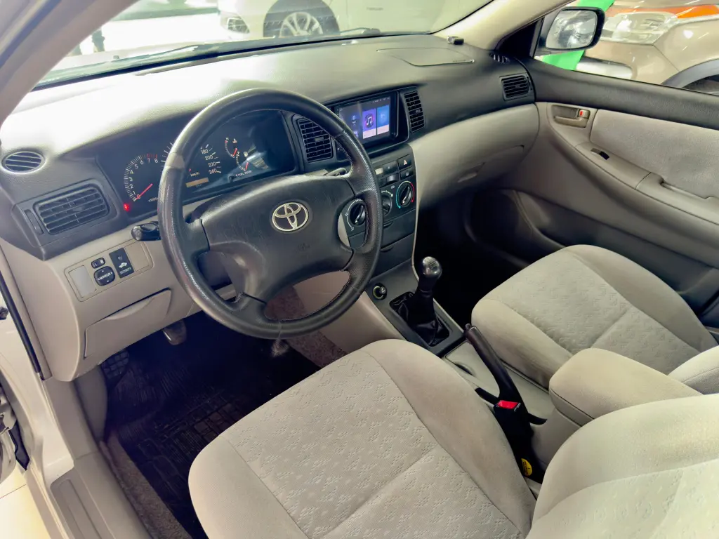 TOYOTA Corolla - Foto