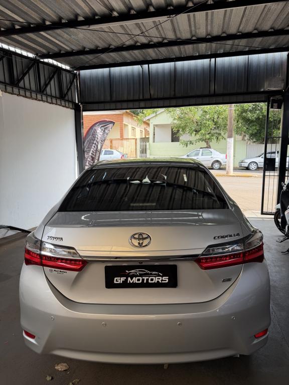 TOYOTA Corolla - Foto