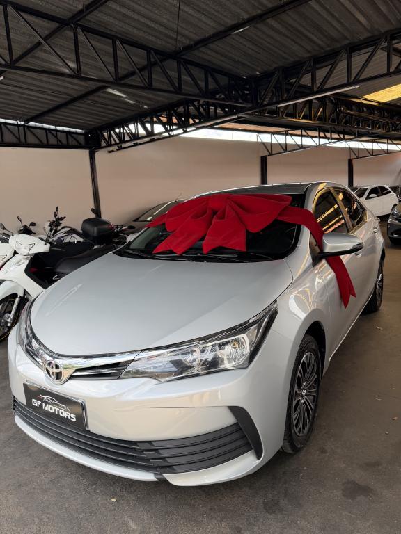 TOYOTA Corolla - Foto