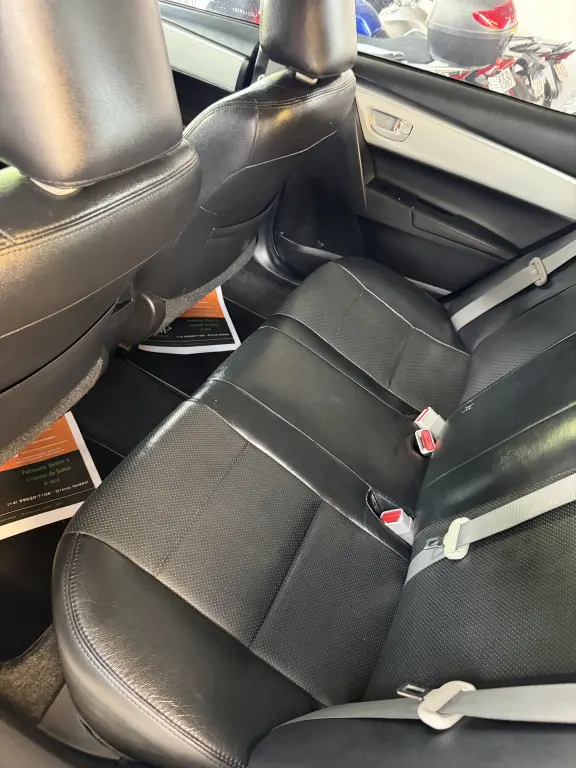 TOYOTA Corolla - Foto