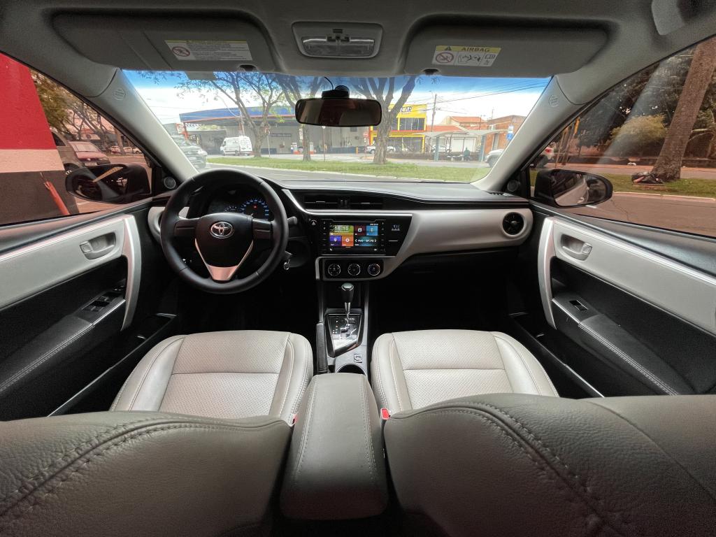 TOYOTA Corolla - Foto