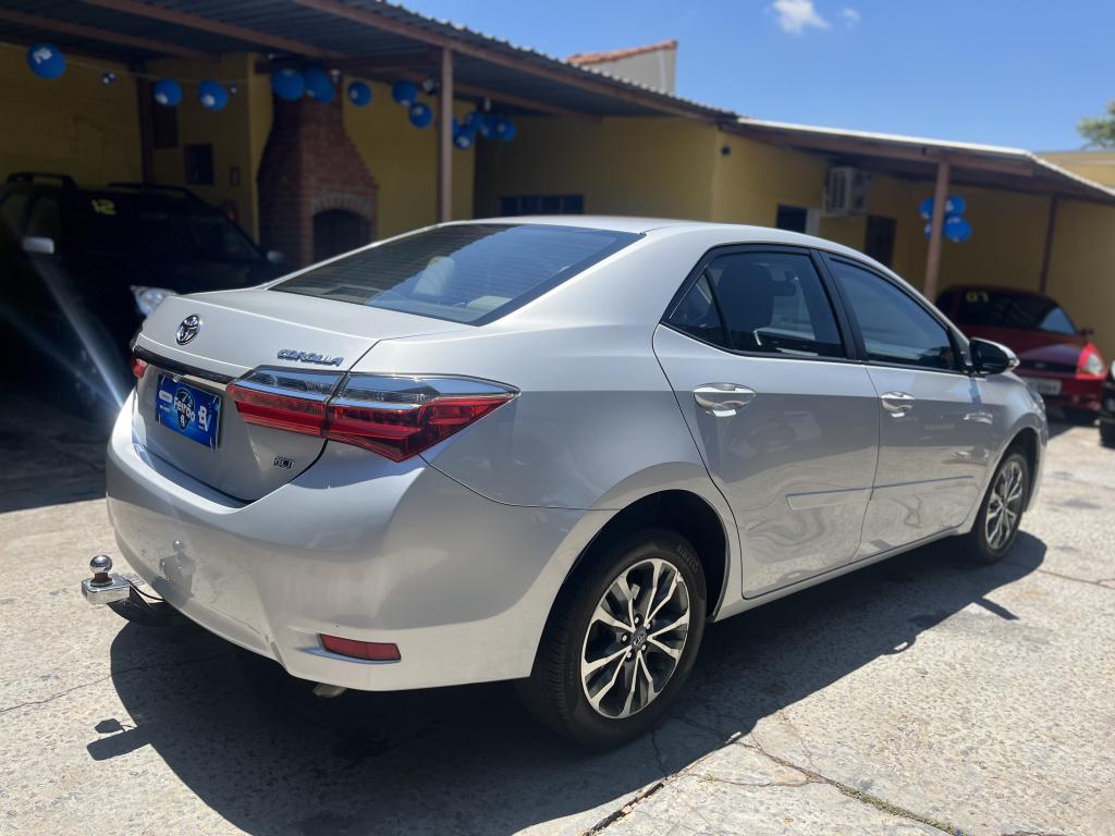 TOYOTA Corolla - Foto