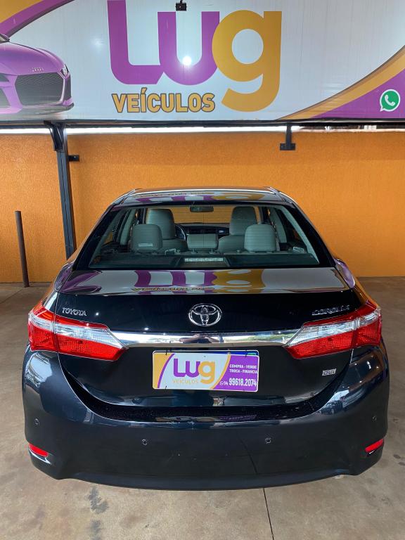 TOYOTA Corolla - Foto