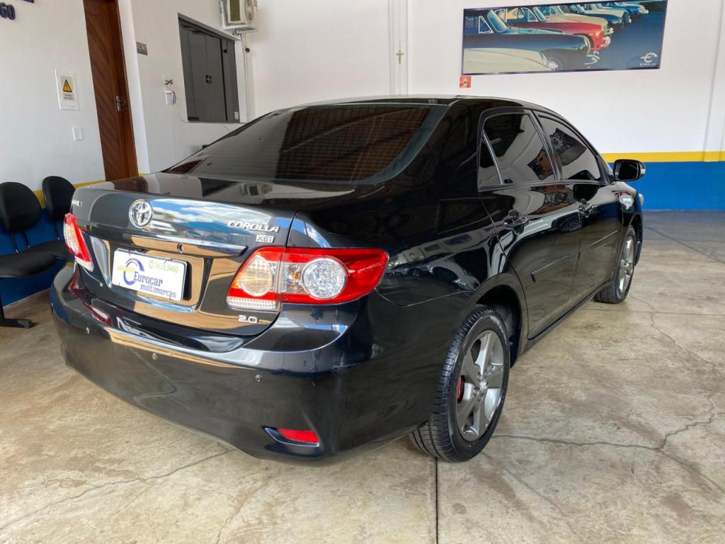 TOYOTA Corolla - Foto