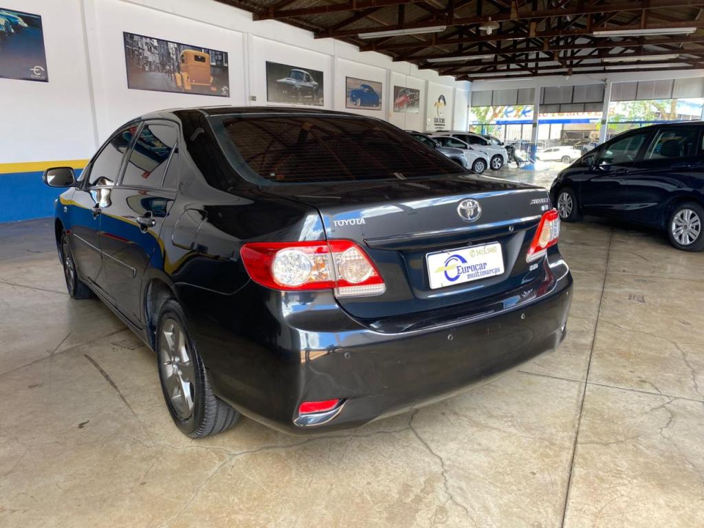 TOYOTA Corolla - Foto