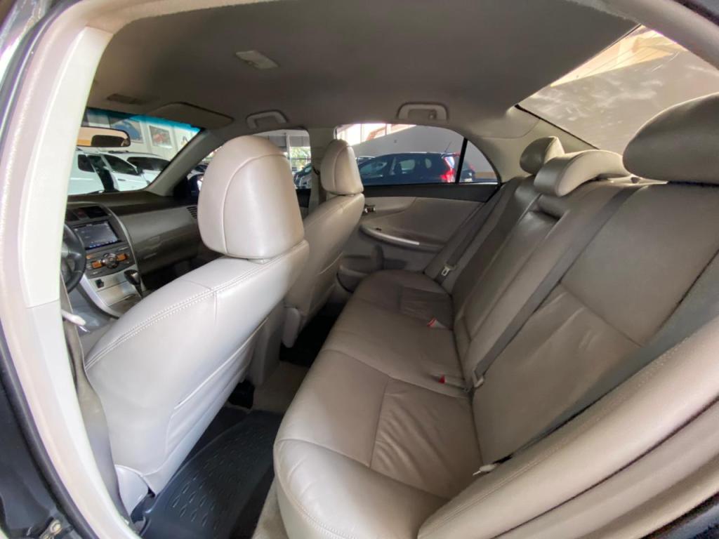 TOYOTA Corolla - Foto