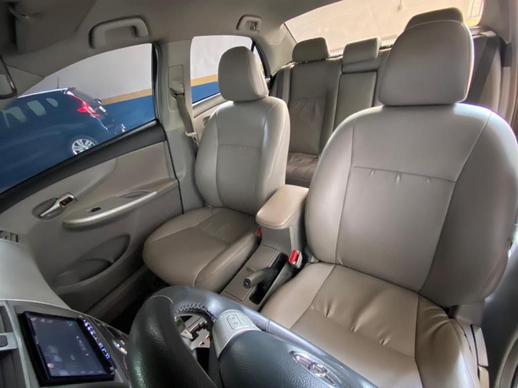 TOYOTA Corolla - Foto