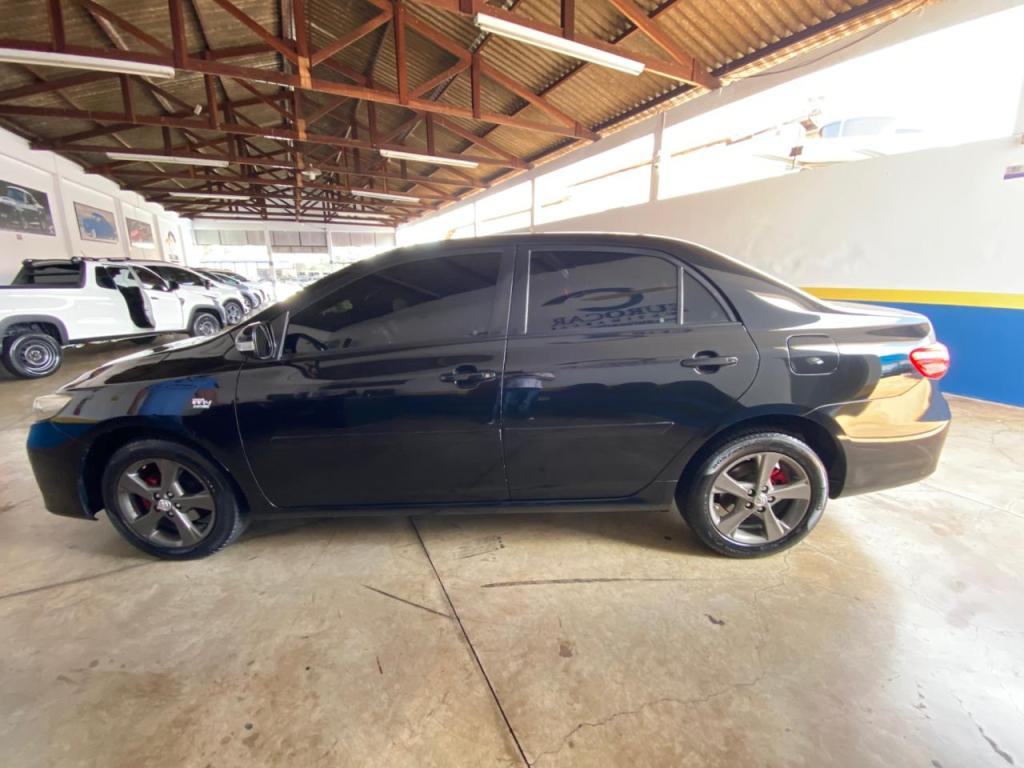 TOYOTA Corolla - Foto