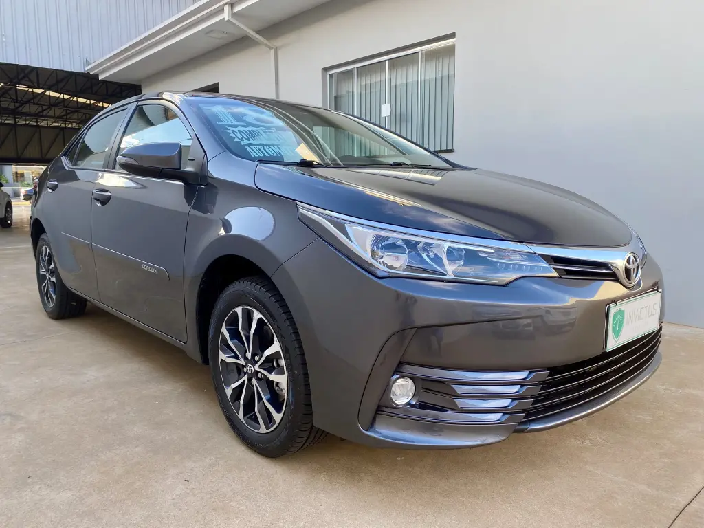 TOYOTA Corolla - Foto