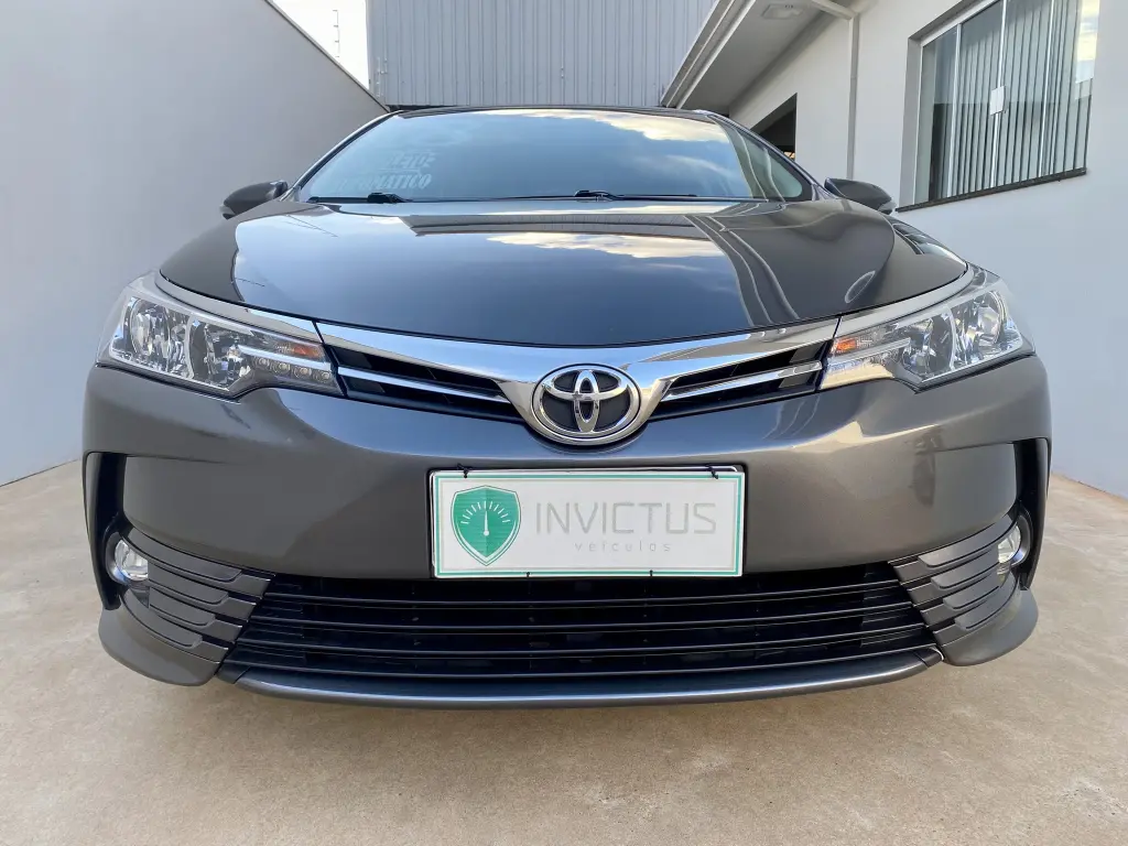 TOYOTA Corolla - Foto
