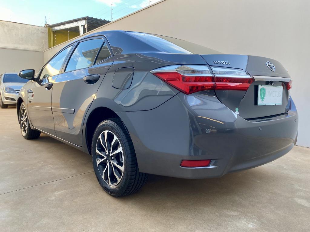 TOYOTA Corolla - Foto