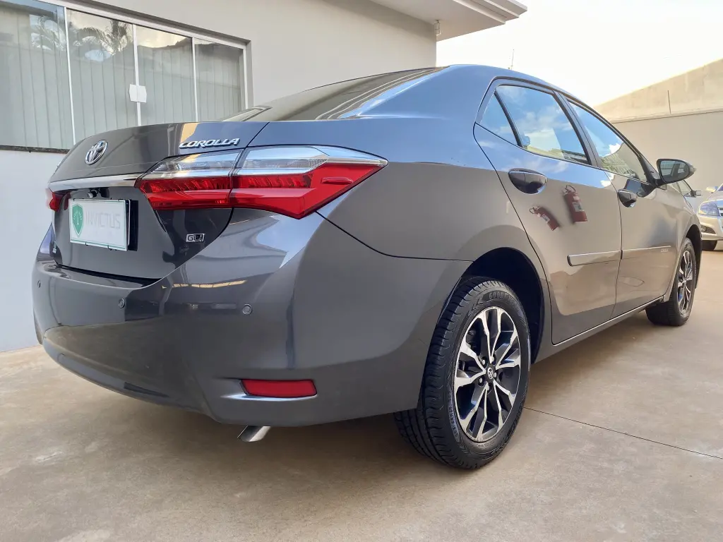 TOYOTA Corolla - Foto