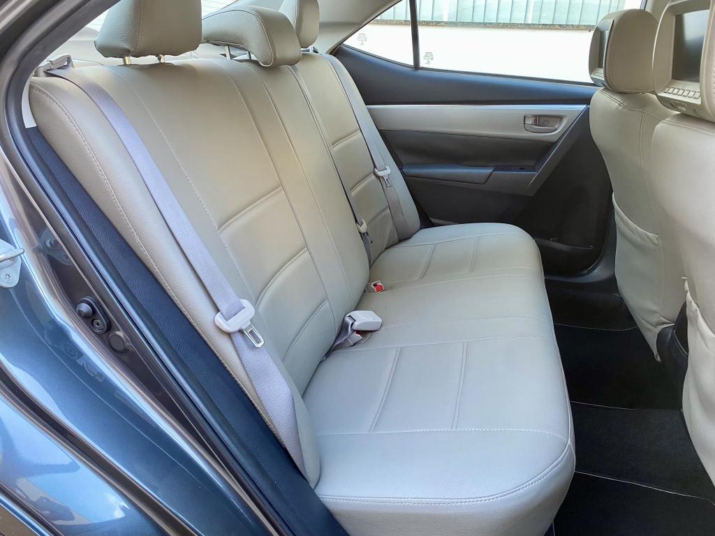 TOYOTA Corolla - Foto