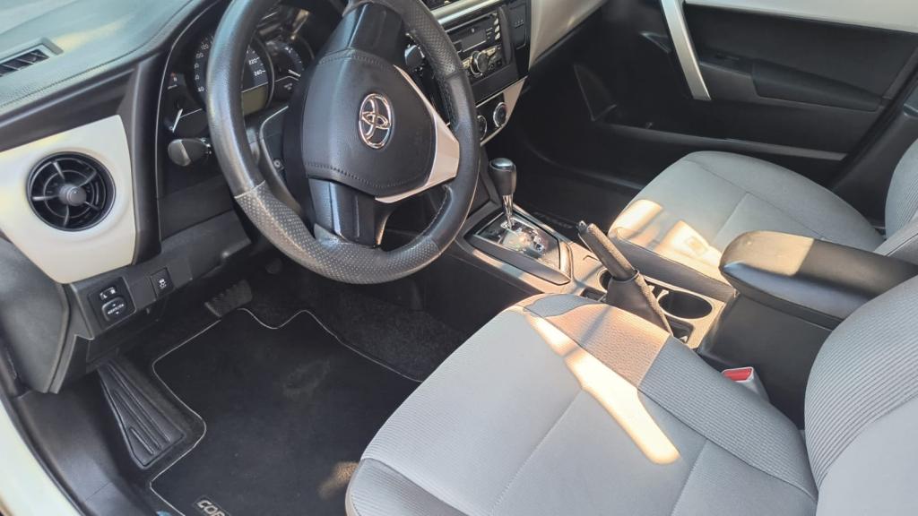 TOYOTA Corolla - Foto