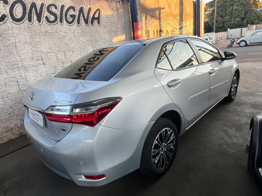 TOYOTA Corolla - Foto